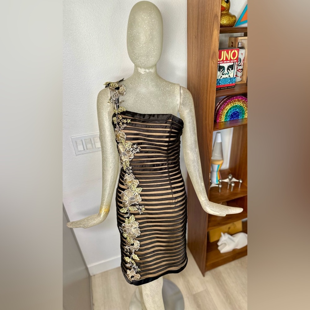 Jovani Woman's Black and Gold Striped Silk One Shoulder Dress w/ Flowers. Sz 10